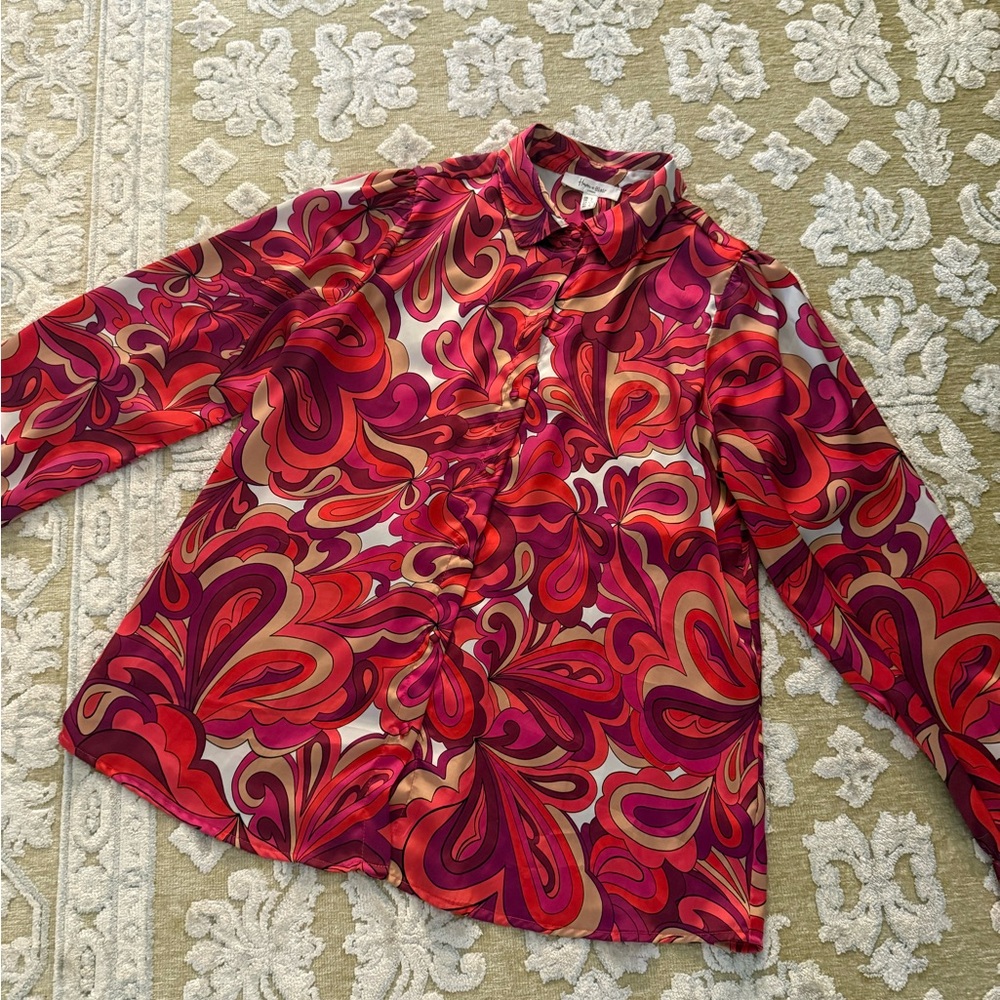 Haver & Blair. US size large. Vibrant Red and Pink Swirl Blouse